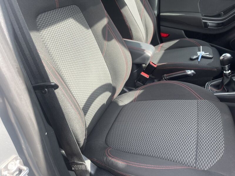 More views of Ford Puma
