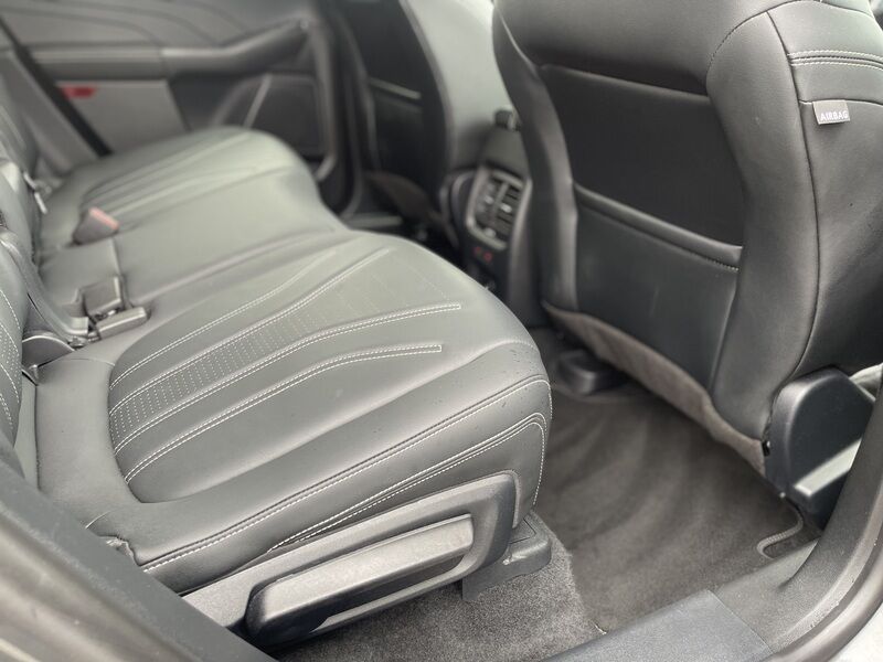 More views of Ford Kuga