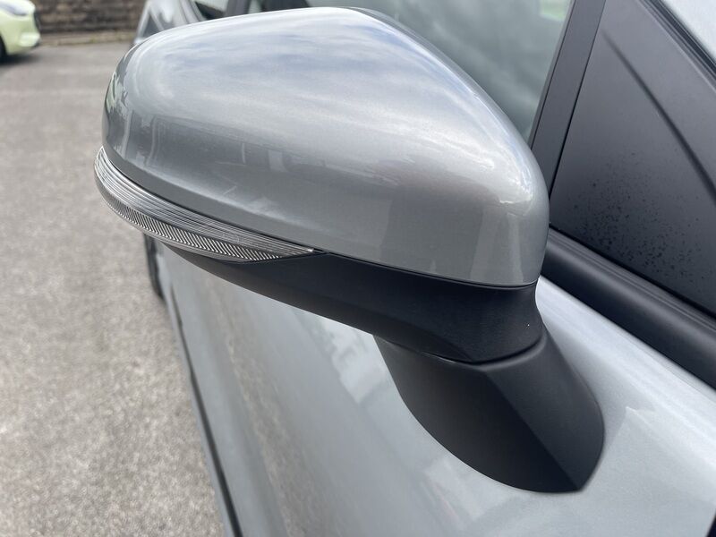 More views of Ford Puma