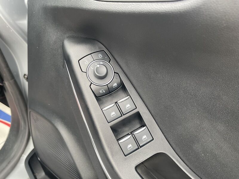 More views of Ford Puma