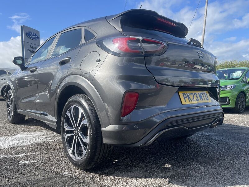 More views of Ford Puma