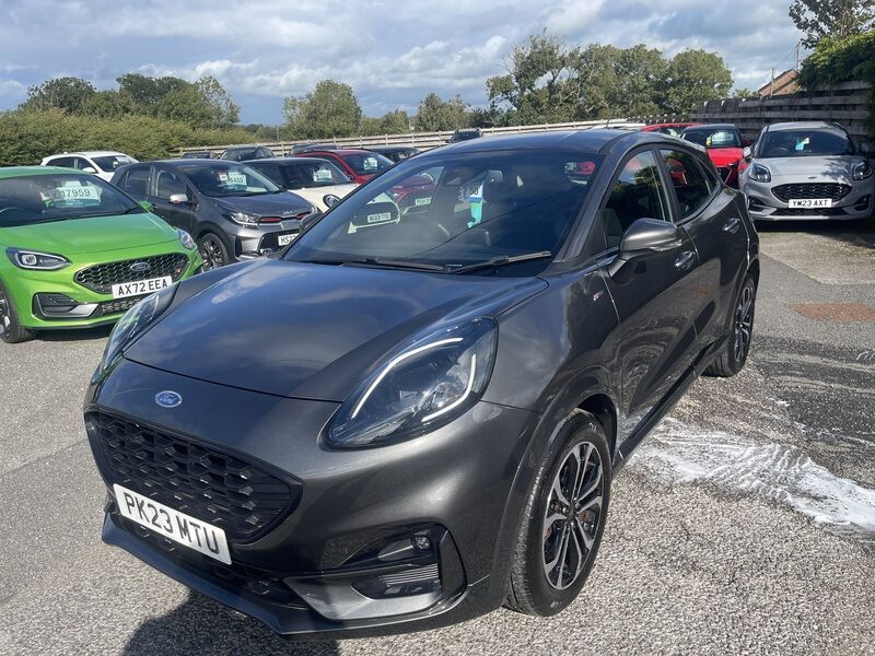 More views of Ford Puma