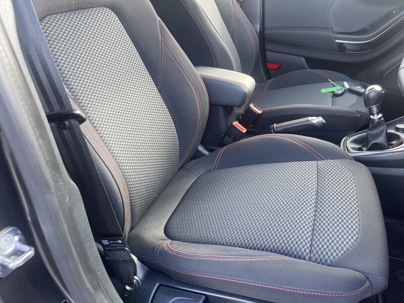 More views of Ford Puma