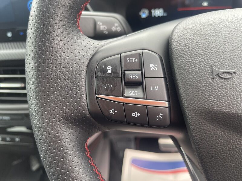 More views of Ford Kuga