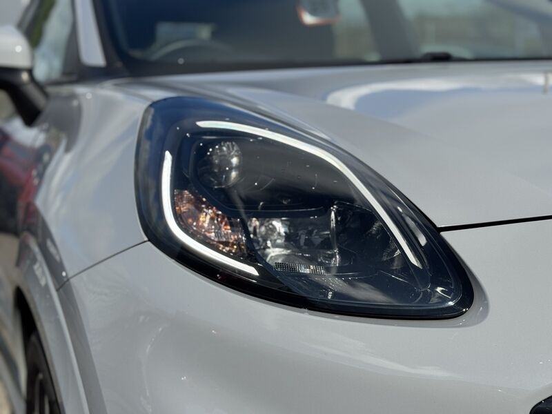 More views of Ford Puma