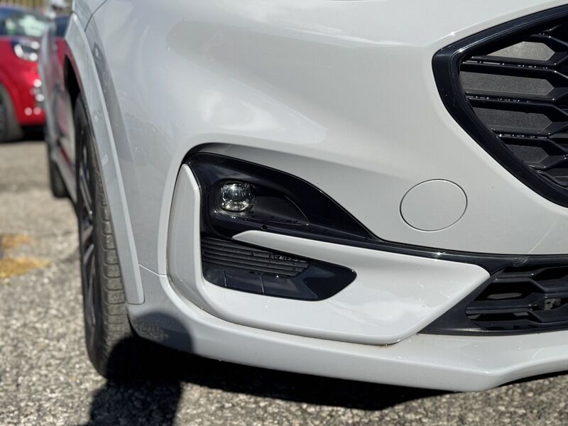 More views of Ford Puma