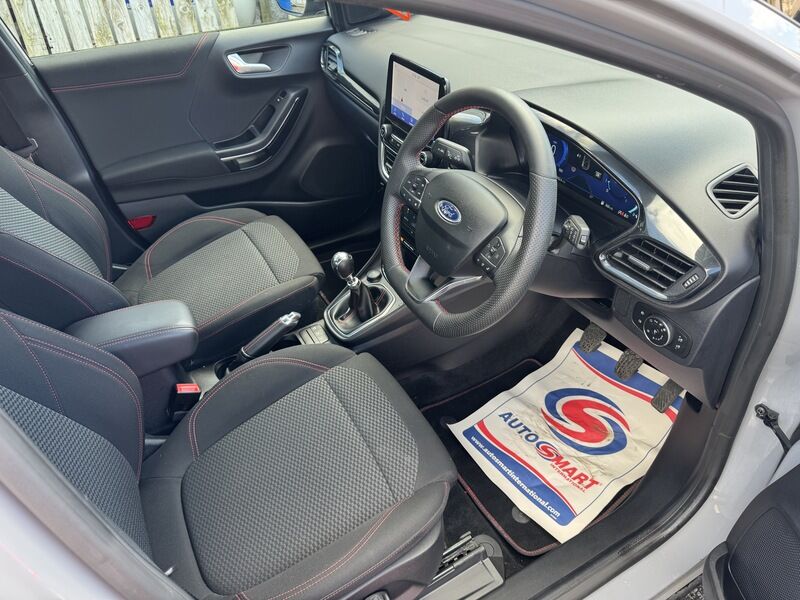 More views of Ford Puma