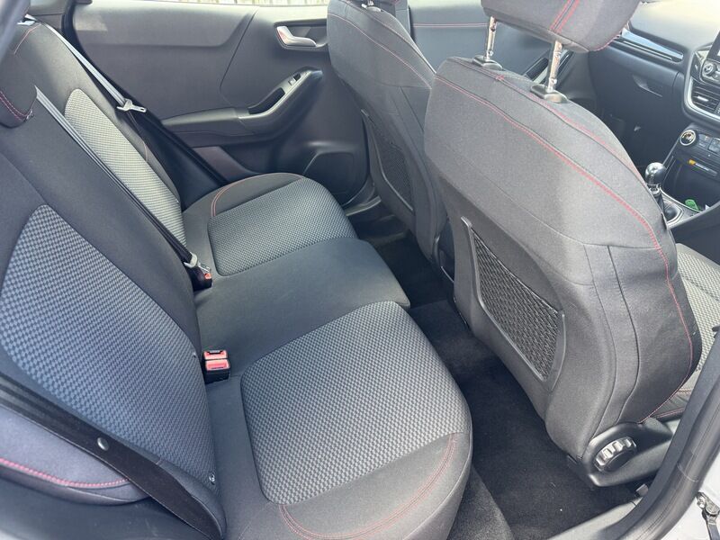 More views of Ford Puma