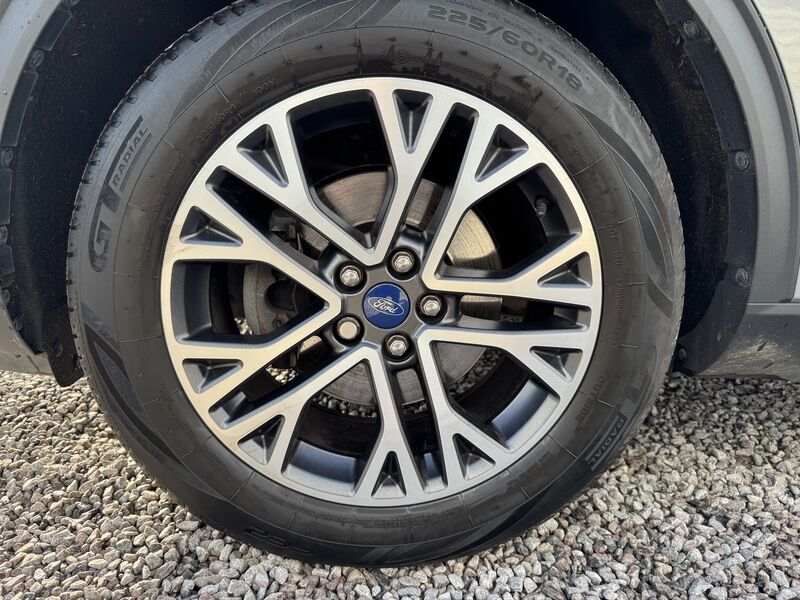 More views of Ford Kuga