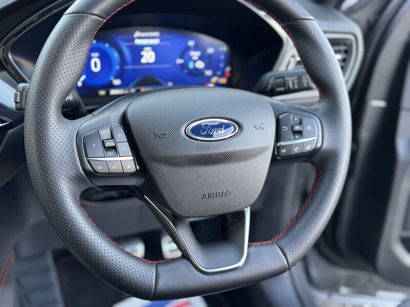 More views of Ford Kuga