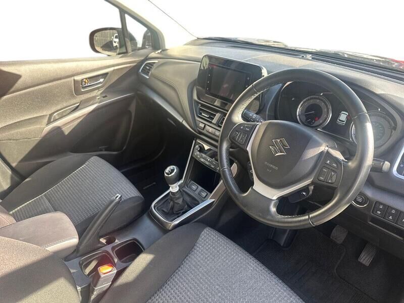 More views of Suzuki S-Cross