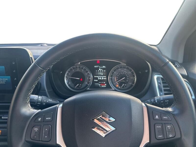 More views of Suzuki S-Cross