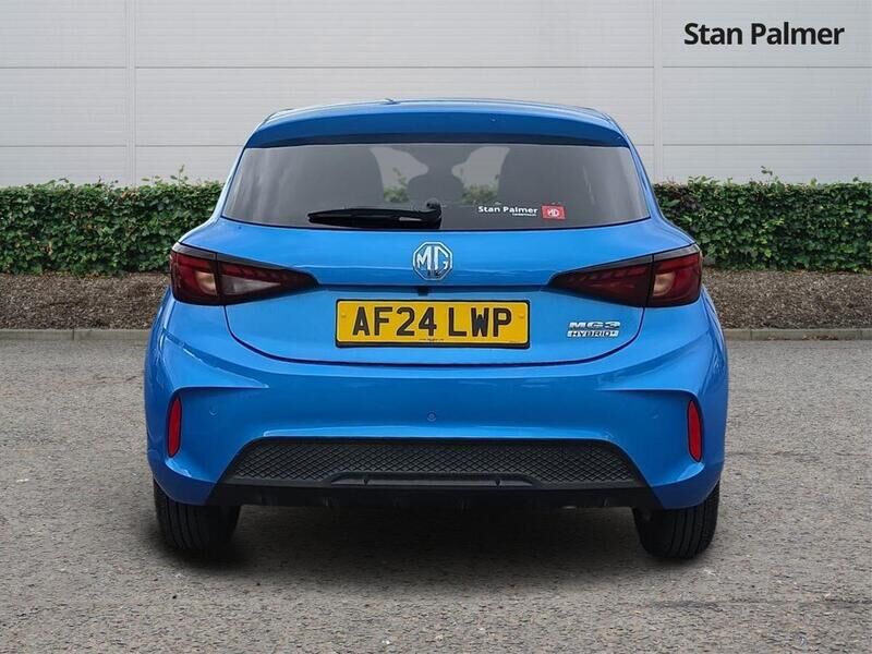 More views of MG 3