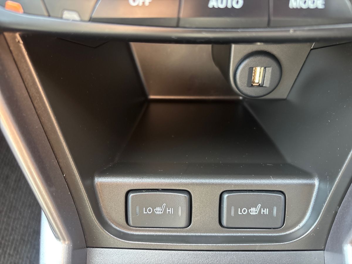 More views of Suzuki S-Cross