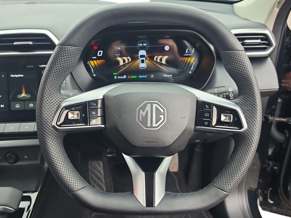 More views of MG ZS