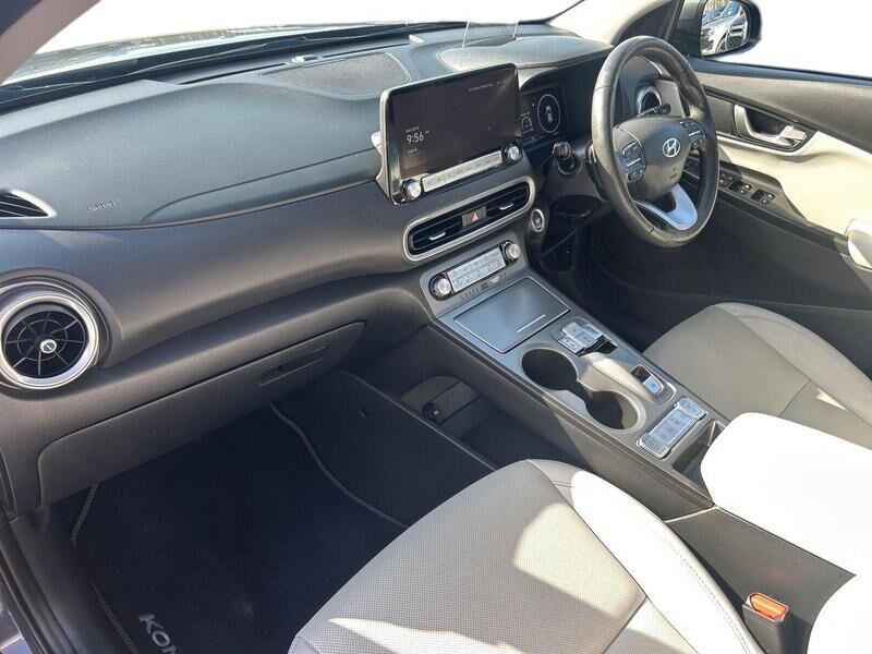 More views of Hyundai KONA