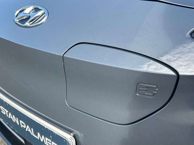 More views of Hyundai KONA