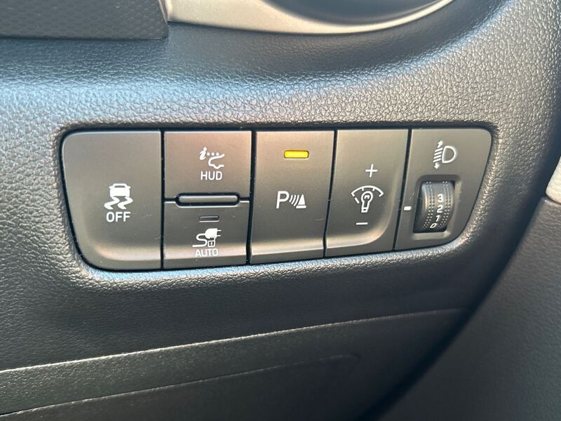 More views of Hyundai KONA