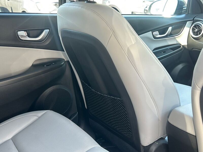 More views of Hyundai KONA
