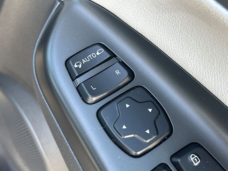 More views of Hyundai KONA