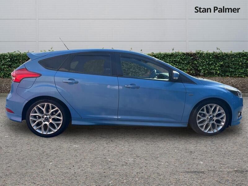 More views of Ford Focus