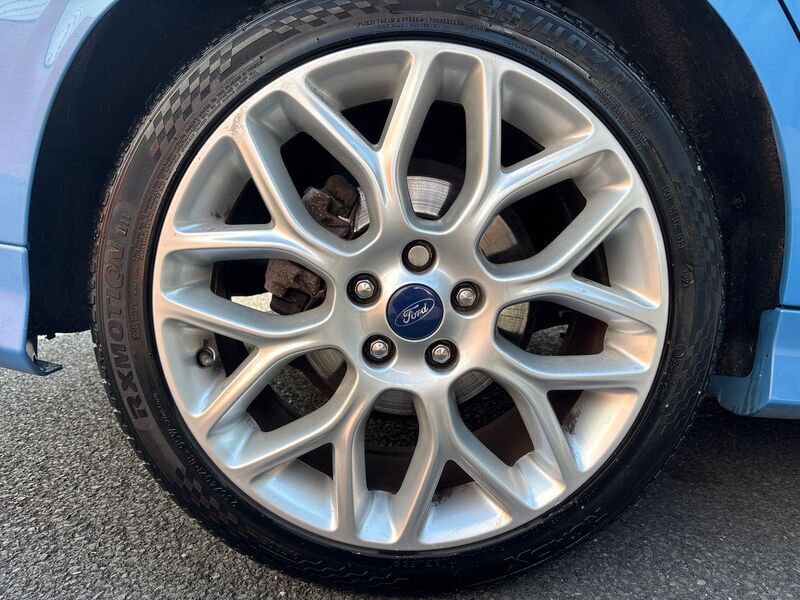More views of Ford Focus