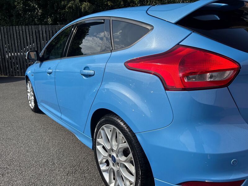 More views of Ford Focus