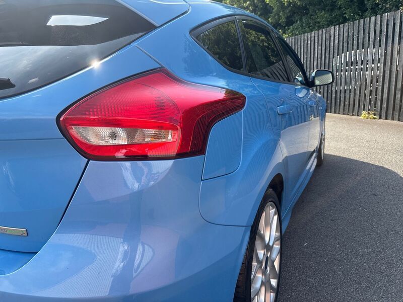 More views of Ford Focus