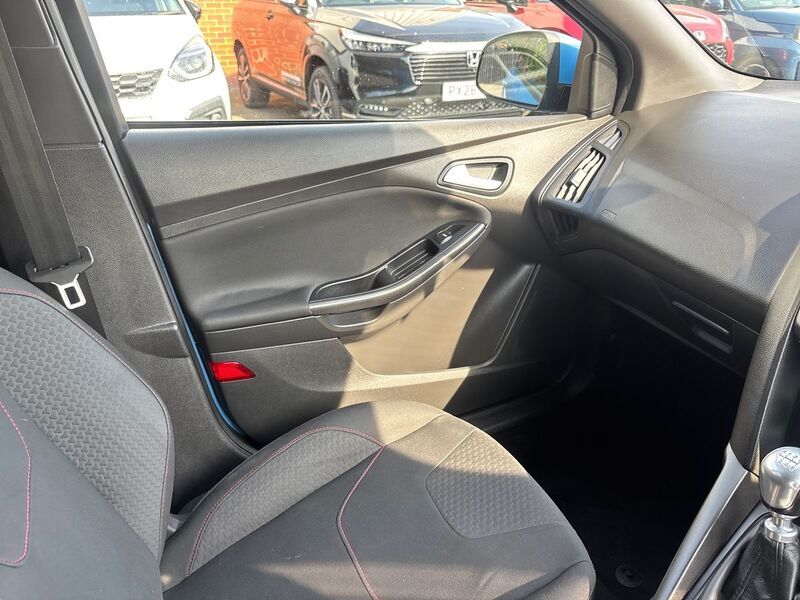 More views of Ford Focus