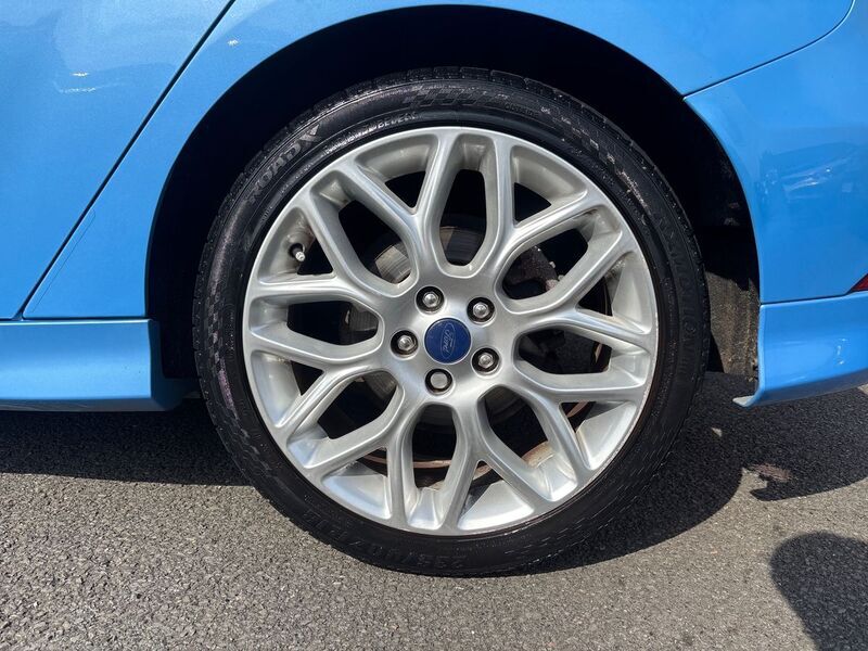 More views of Ford Focus