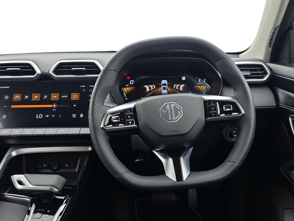 More views of MG ZS