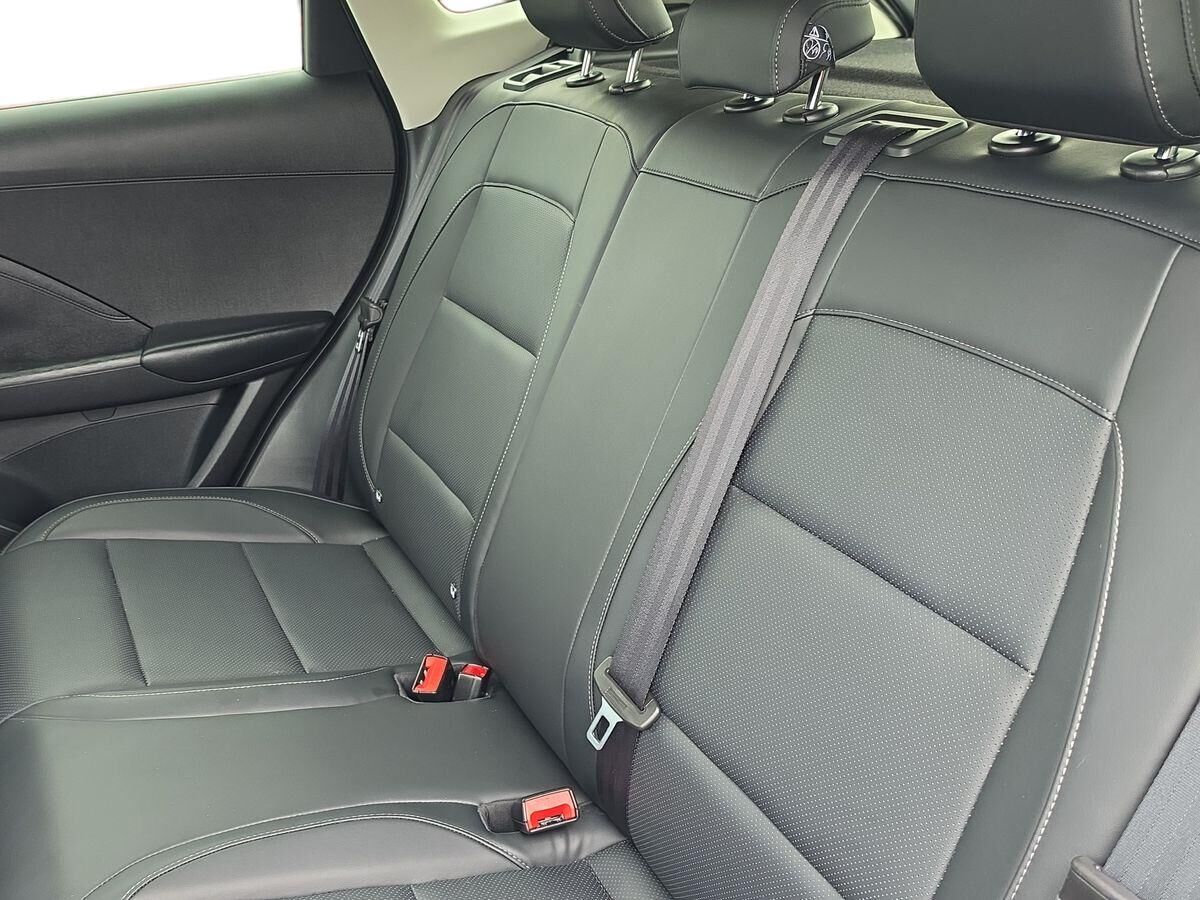 More views of MG ZS