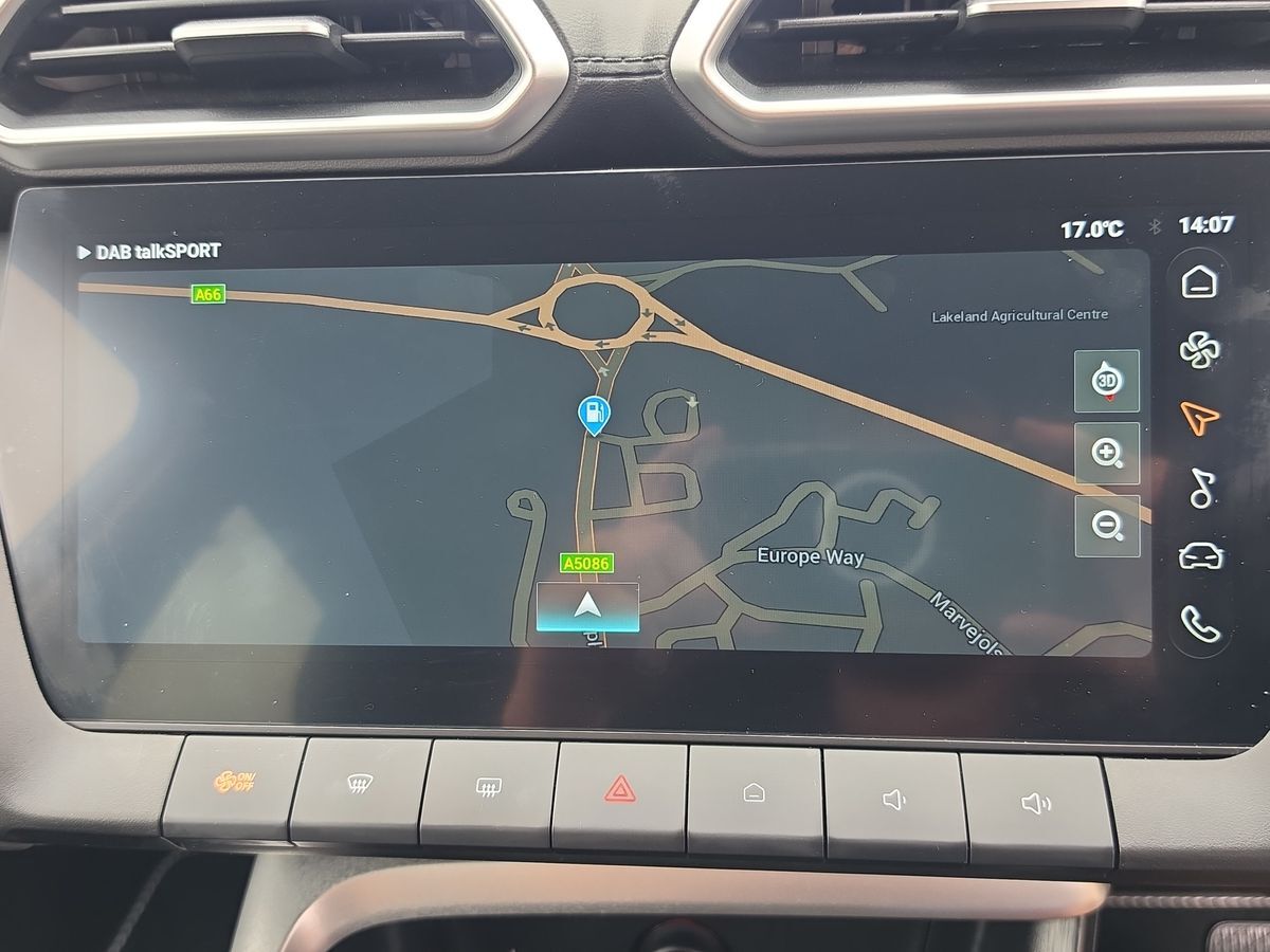 More views of MG ZS