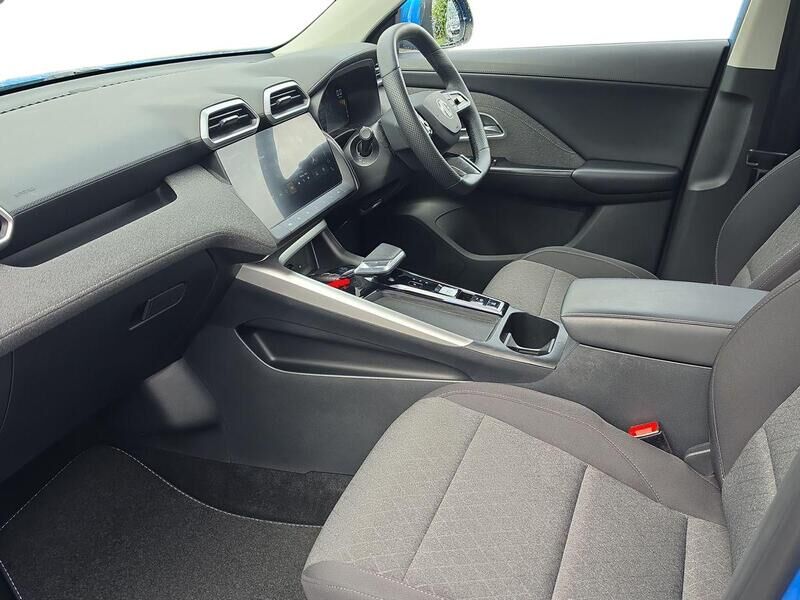 More views of MG ZS