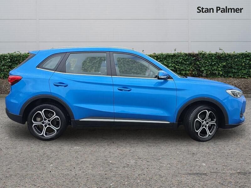 More views of MG ZS