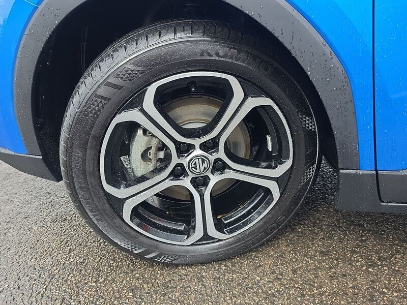 More views of MG ZS