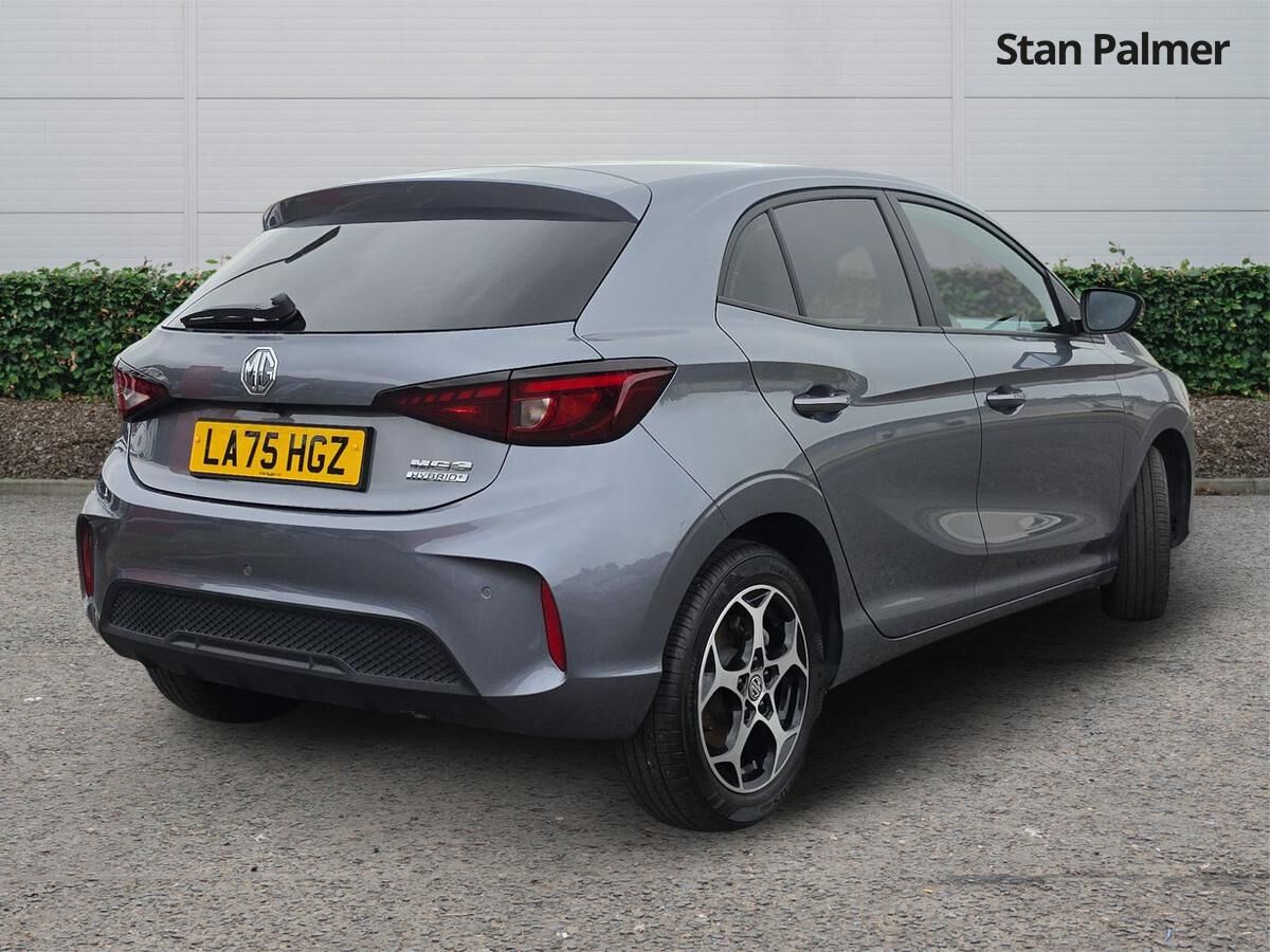 More views of MG 3