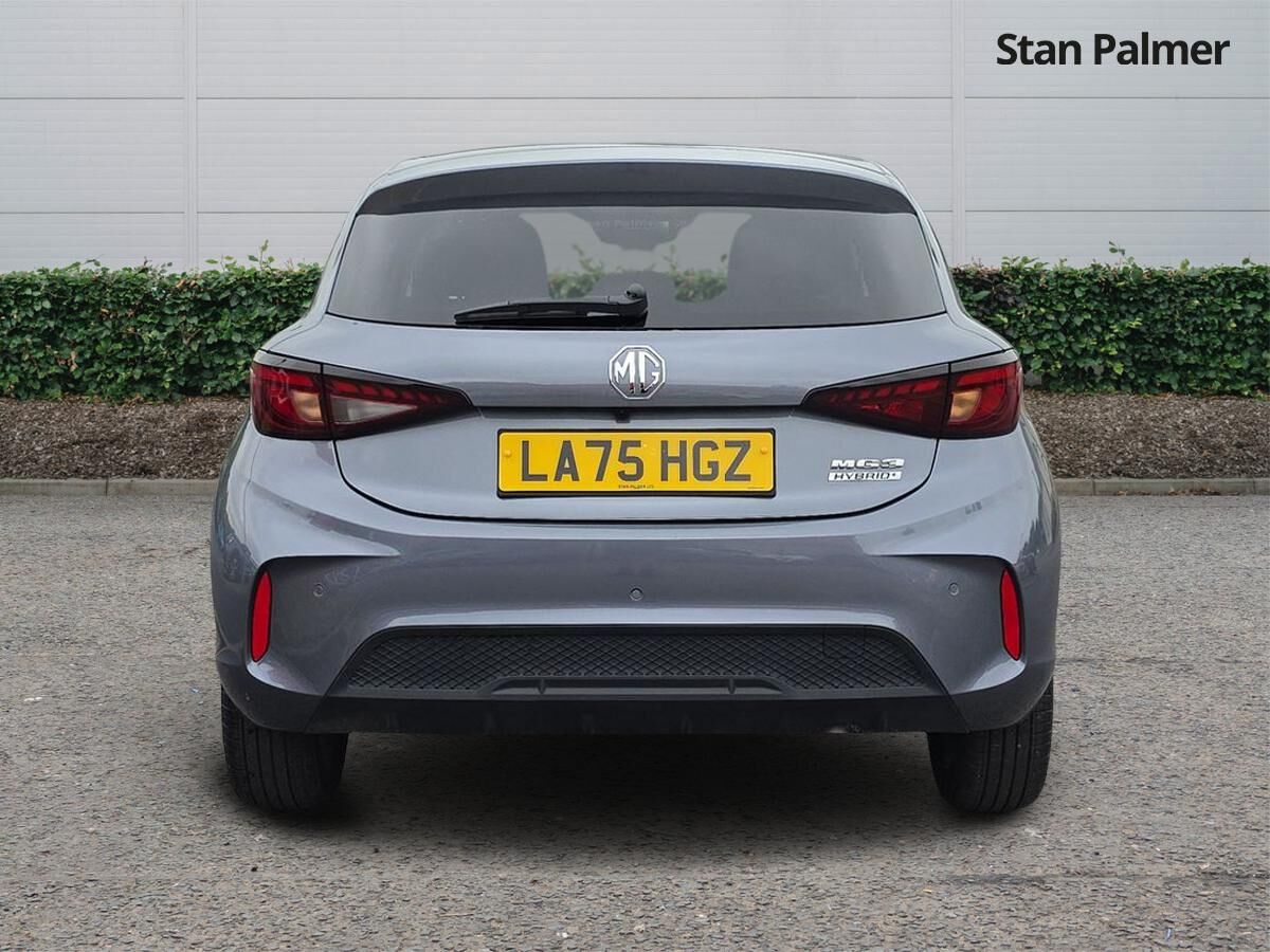 More views of MG 3
