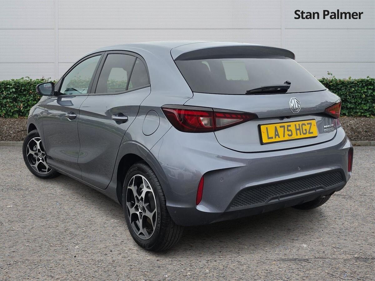 More views of MG 3