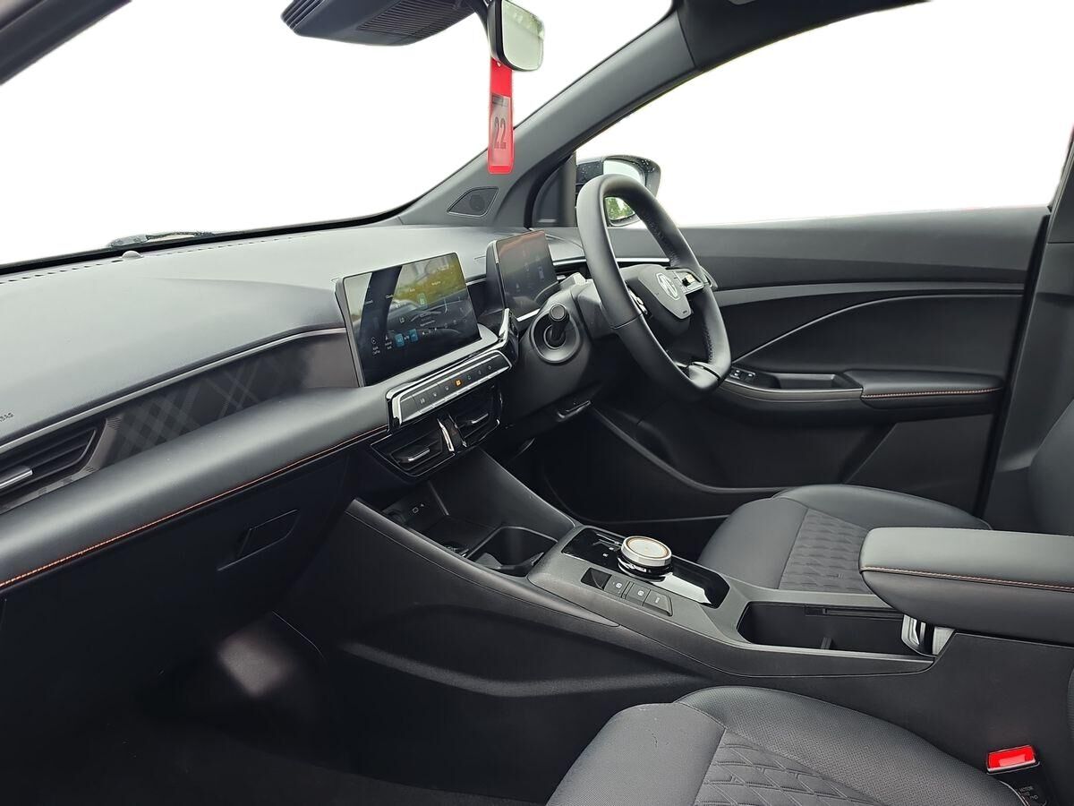 More views of MG 3