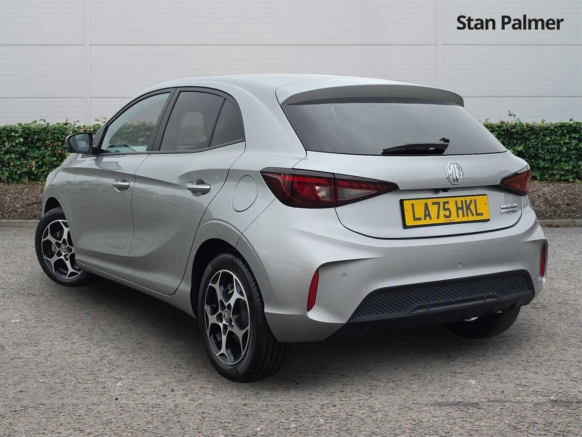 More views of MG 3