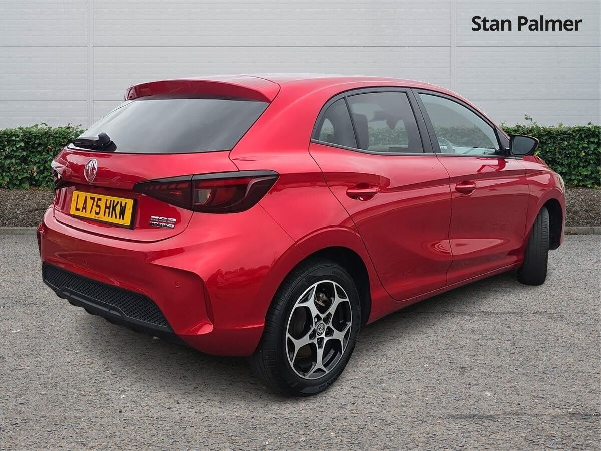More views of MG 3