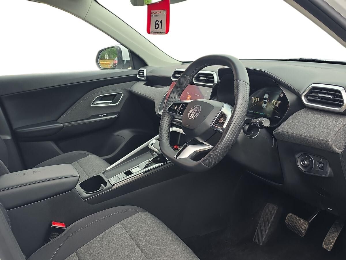 More views of MG ZS