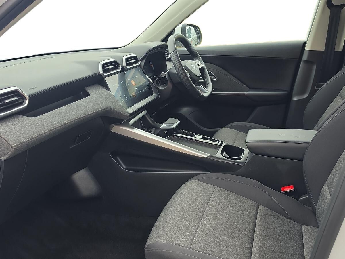 More views of MG ZS