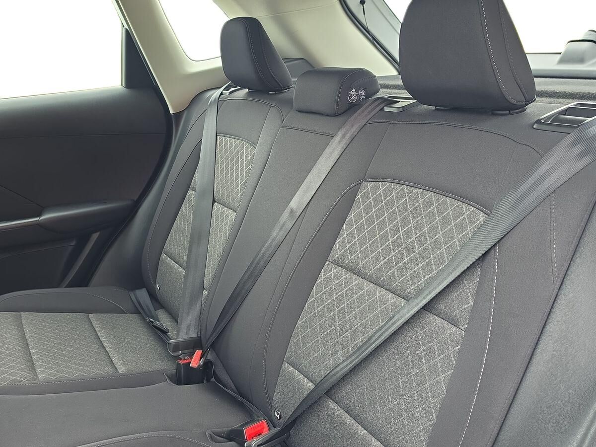 More views of MG ZS