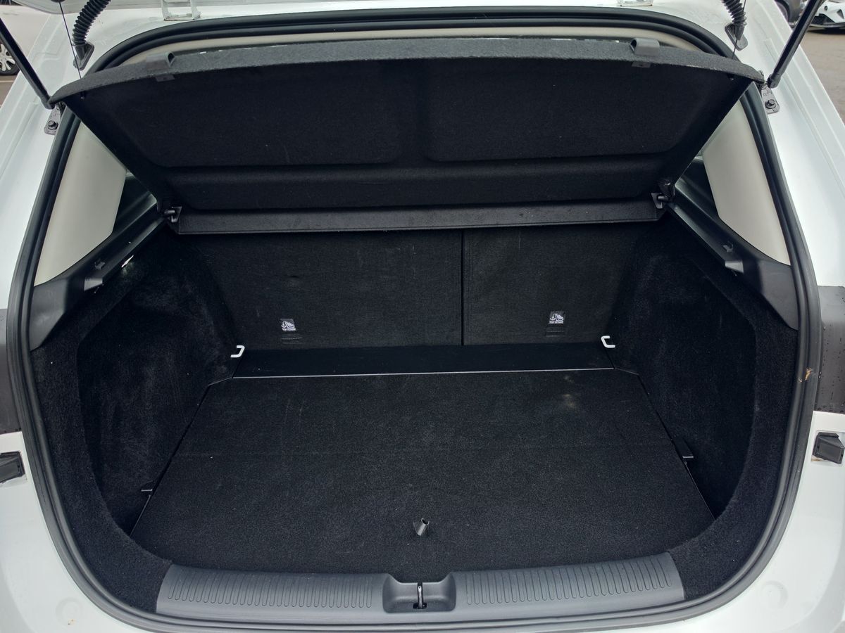 More views of MG ZS