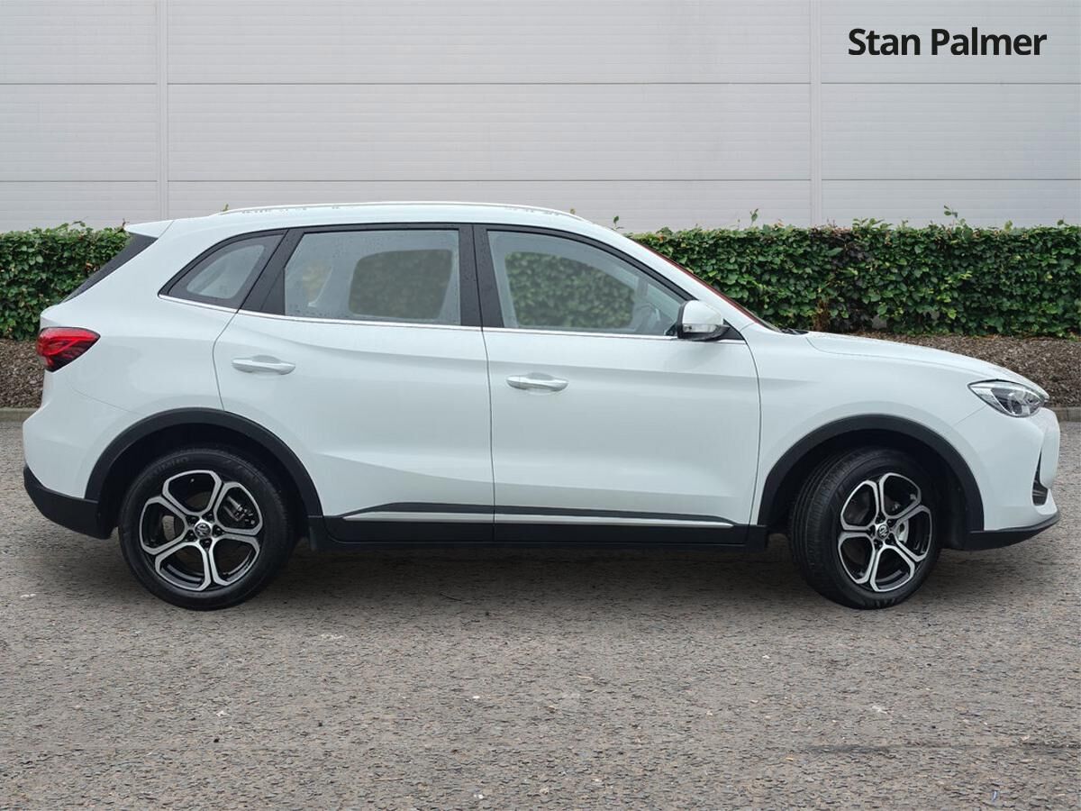 More views of MG ZS