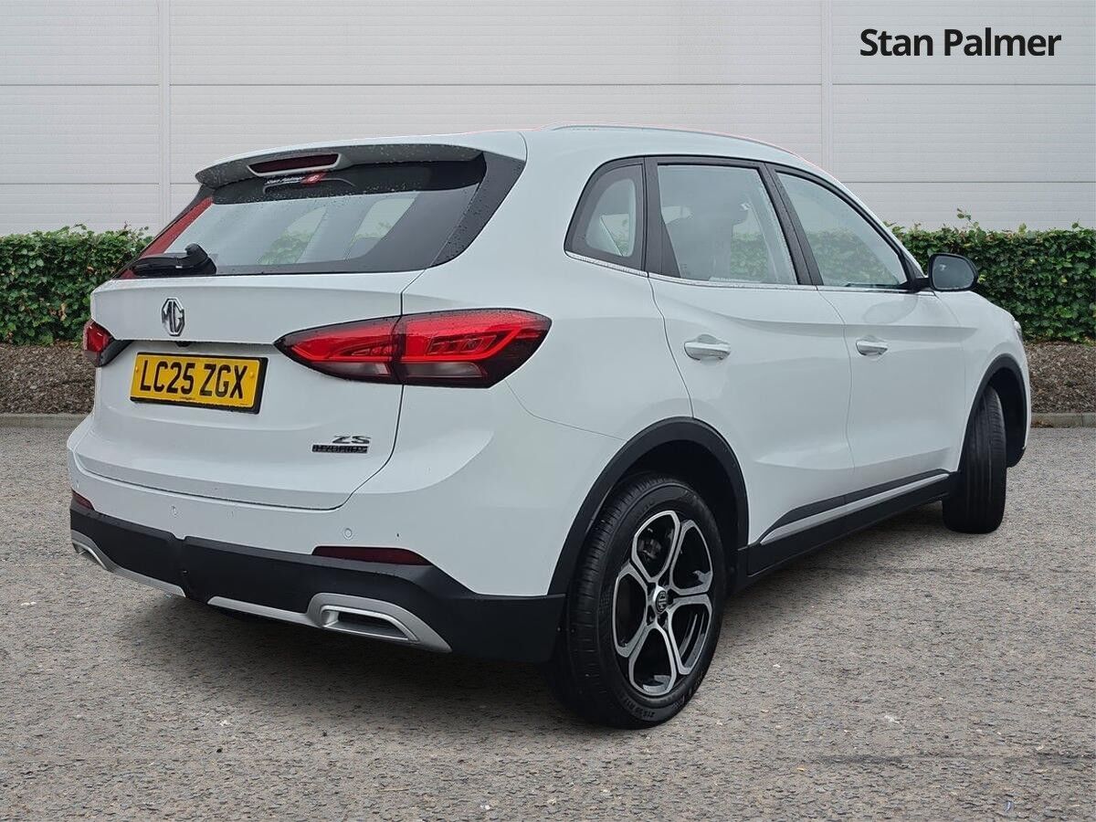 More views of MG ZS