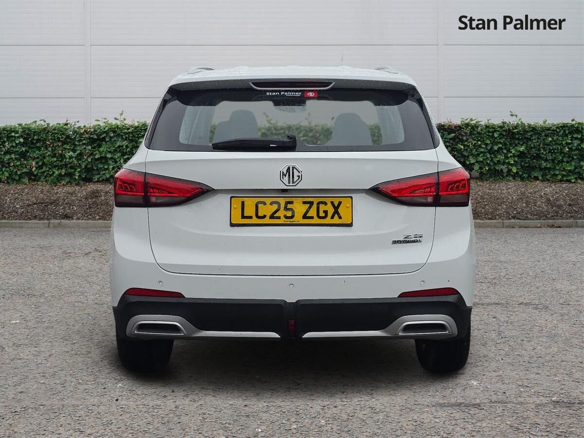 More views of MG ZS