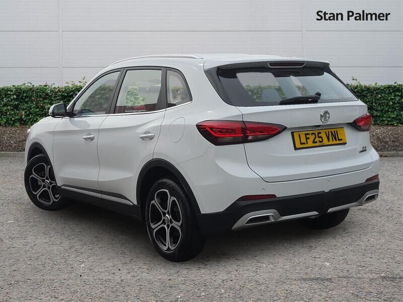 More views of MG ZS